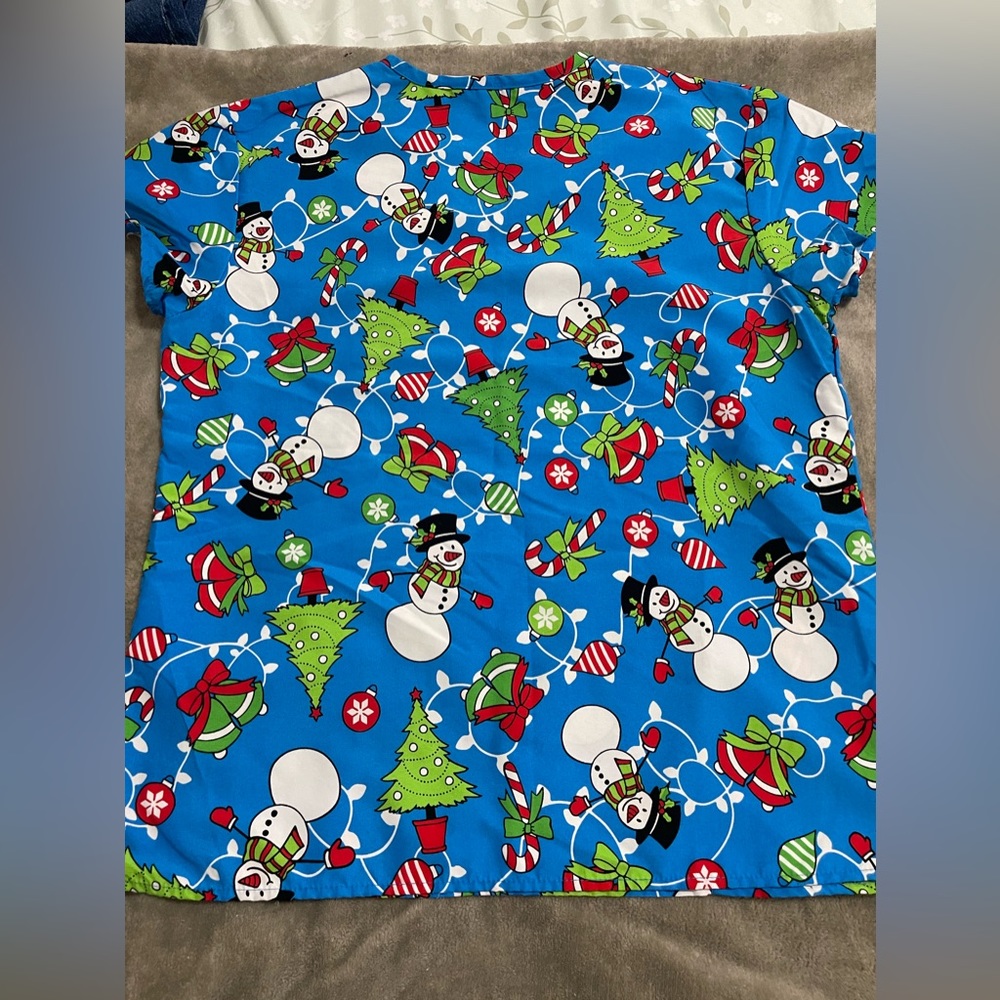 Medium scrub top - Picture 2 of 5